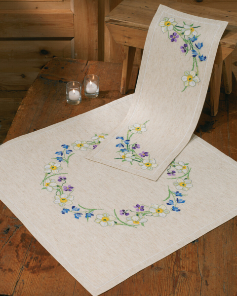 Broderikit Forårsblomster 67 x 67 cm