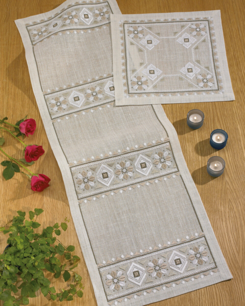 Broderikit Beige/ Hvid 36x111cm