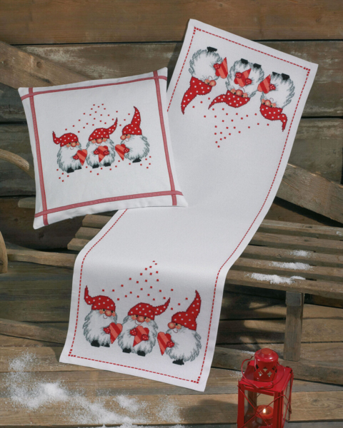 Broderikit Polkanisser 40 x 40 cm