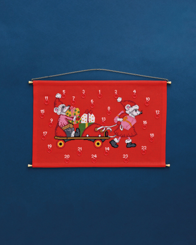 Broderikit Mus i rulleskøjte 46 x 30 cm B5205/46