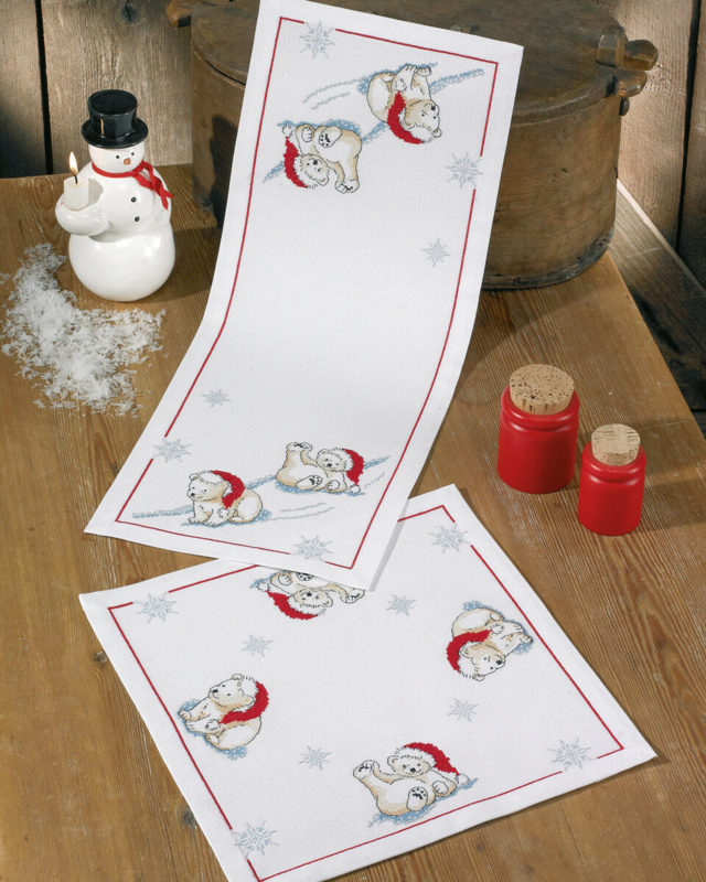 Broderikit Isbjørne på glatis 24 x 62 cm