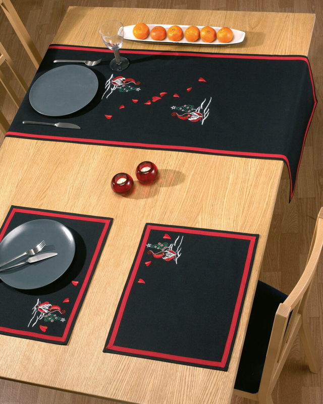 Broderikit Nisse m/ gran 44 x 148 m/ 7511/30