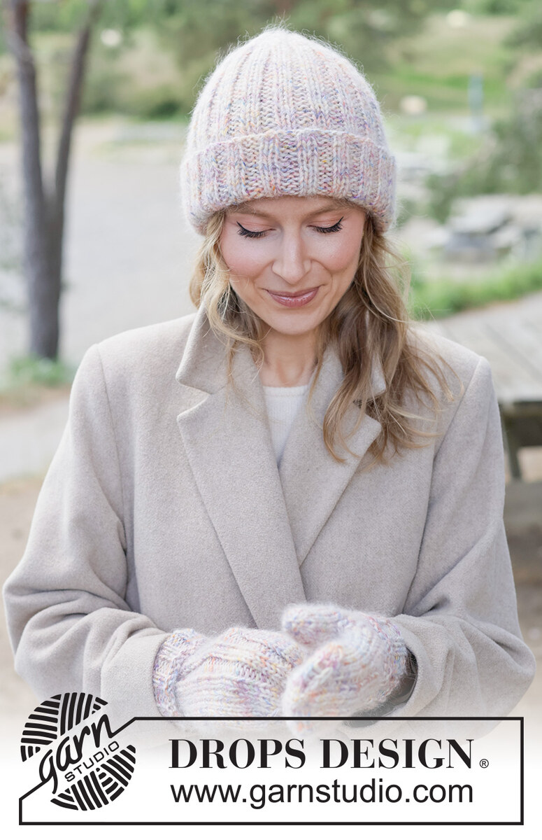 261-17 Rainbow Reach Hat by DROPS Design