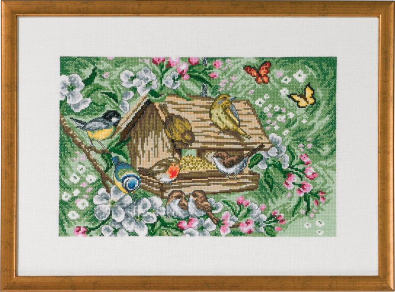 Broderikit Fuglehuset i haven R5350 47 x 34 cm