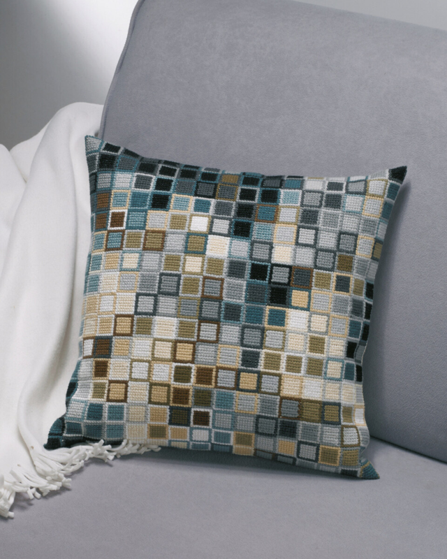 Broderikit Pixel roser 38 x 38 cm