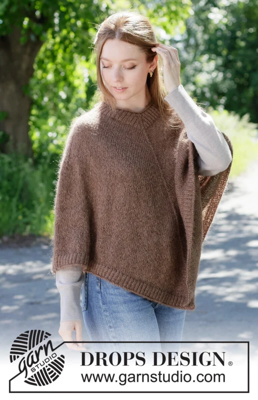 272-19 Forest Fall Poncho by DROPS Design — 2