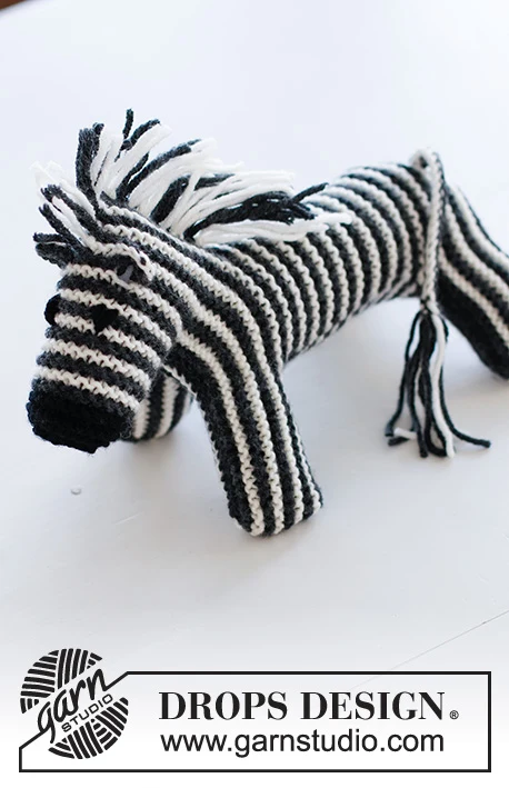 37-19 Oreo the Zebra by DROPS Design