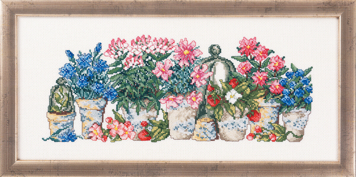 Broderikit Rosa/blå blomster 38x17 R5355