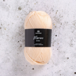 Svarta Fåret Merino Mini 07 Macadamianød